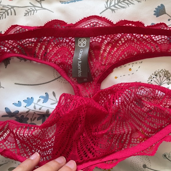 NWT BRAND NEW Push up bra and thong set - Picture 6 of 11